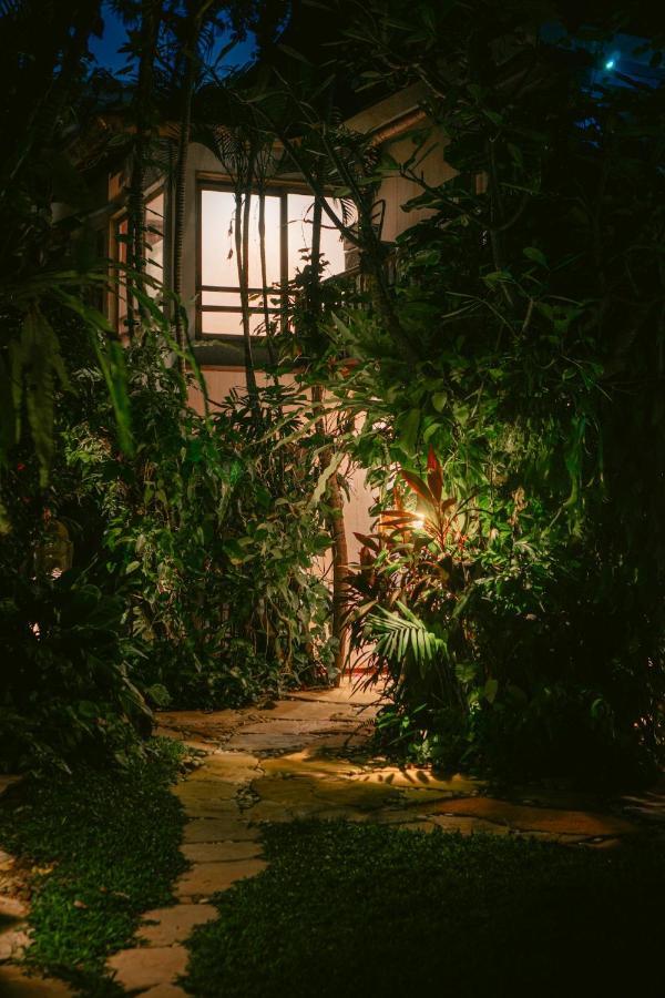 Villa Istimewa سمينياك المظهر الخارجي الصورة